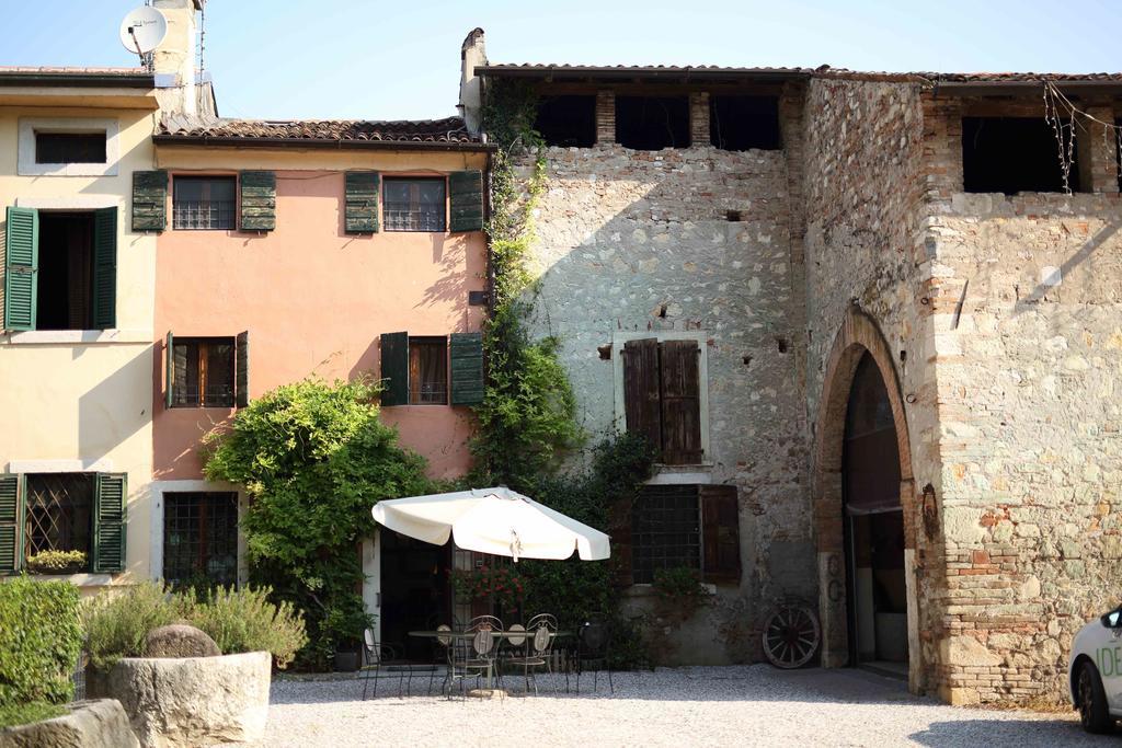 Agriturismo Corte Pellegrini San Martino Buon Albergo Exterior foto